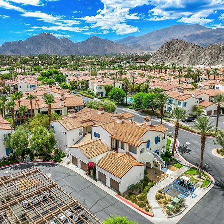 Luxurious Villa With Majestic Mountain View, 12 Pools, Spas, Ground Floor La Quinta Buitenkant foto