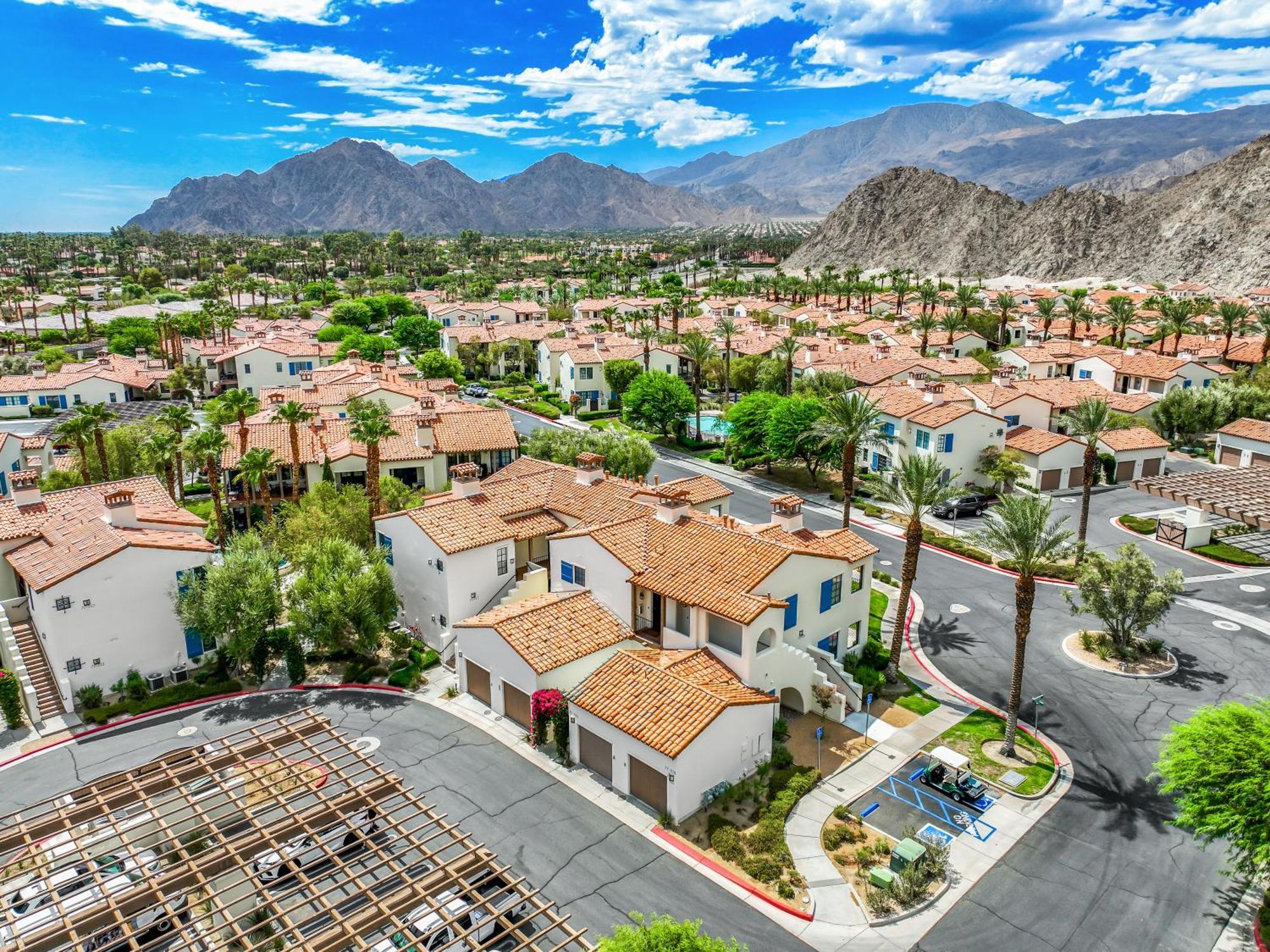 Luxurious Villa With Majestic Mountain View, 12 Pools, Spas, Ground Floor La Quinta Buitenkant foto